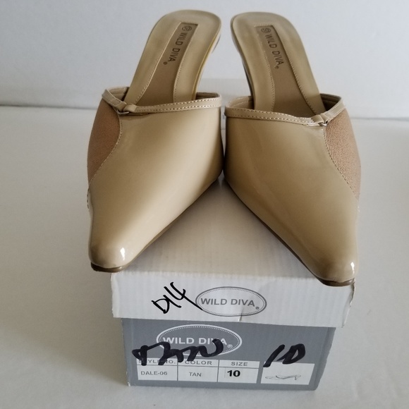 Like new WILD DIVA Tan color size 10 shoes - Picture 7 of 8